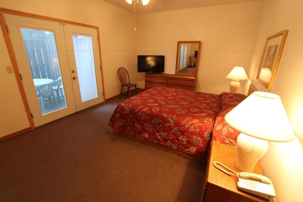 Roundhouse Resort Пайнтоп-Лейксайд Екстериор снимка