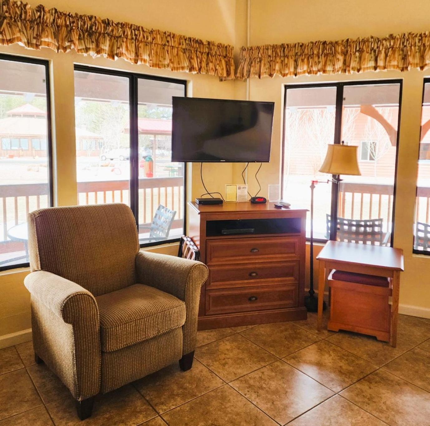 Roundhouse Resort Пайнтоп-Лейксайд Стая снимка