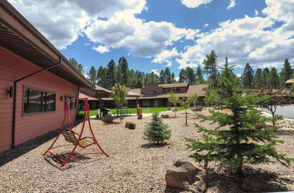 Roundhouse Resort Пайнтоп-Лейксайд Екстериор снимка